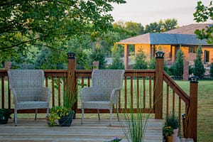 Restain deck or fence